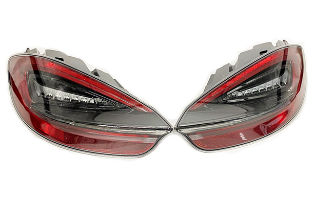 Tinted Tail Lights (981)